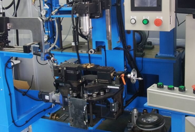 Fully automatic precision welding machine